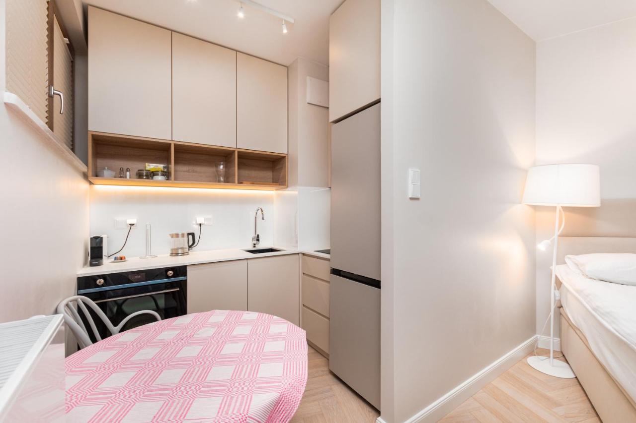 ורשה Apartament Solidarnosci By Your Freedom מראה חיצוני תמונה