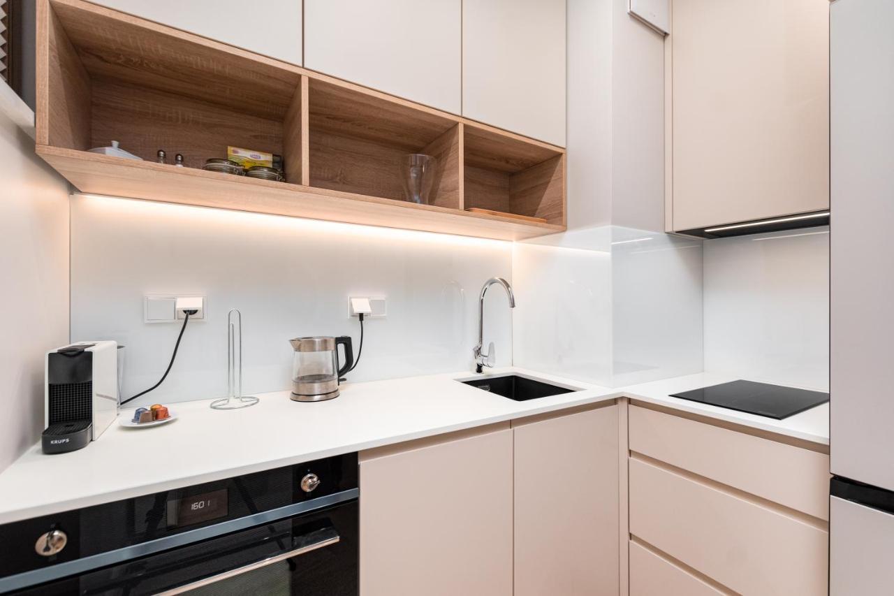 ורשה Apartament Solidarnosci By Your Freedom מראה חיצוני תמונה