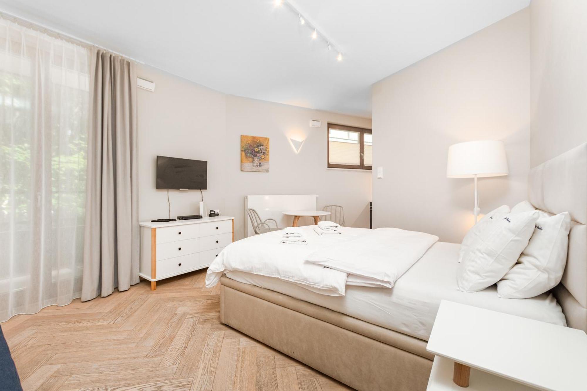 ורשה Apartament Solidarnosci By Your Freedom מראה חיצוני תמונה